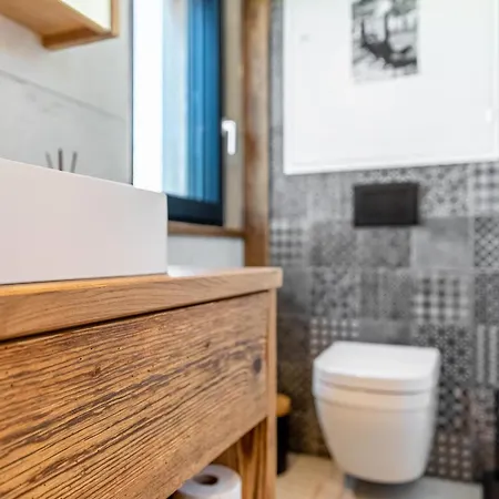 Tiny House